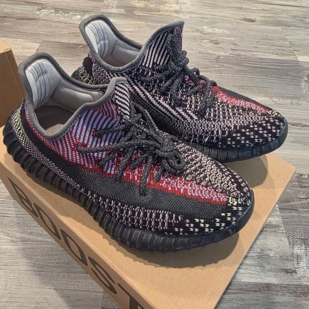 YEEYZ Men's Multicolor Knit Sneakers